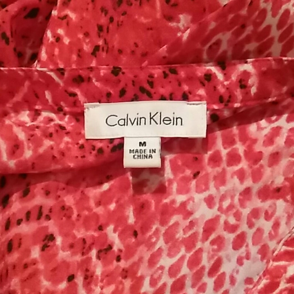 Calvin Klein - Picture 4 of 5